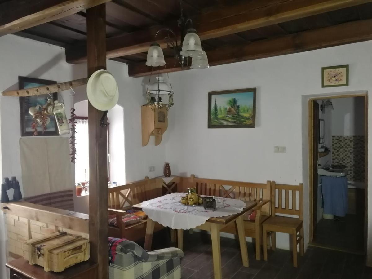 Traditionelles Bauernhaus Flieder Zalaszentgrót Buitenkant foto